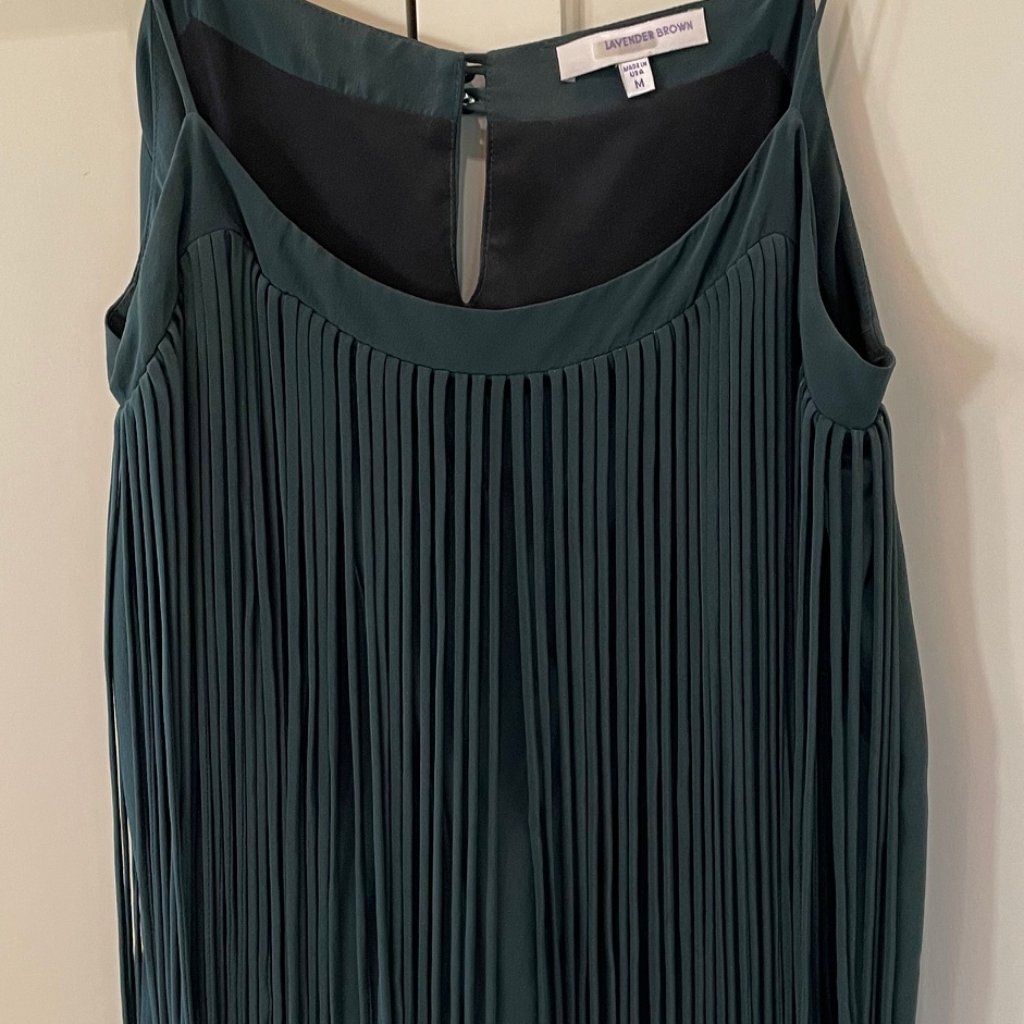 Lavender Brown Sleeveless Fringe Top In Forest Green, Size M